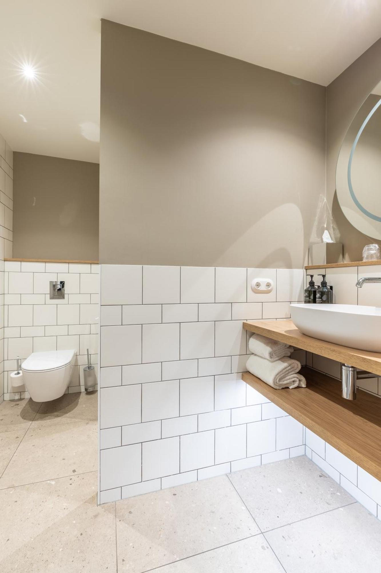 Double Room Private Bathroom
